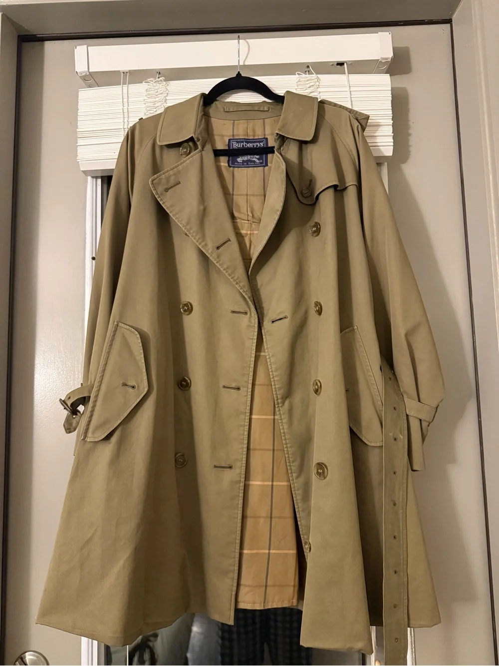 Burberry army green Women's Trench Coat with Belt - Picture 1 of 5